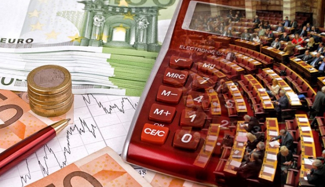 Κατατέθηκε στη Βουλή το ν/σ για τις 100 μηνιαίες δόσεις