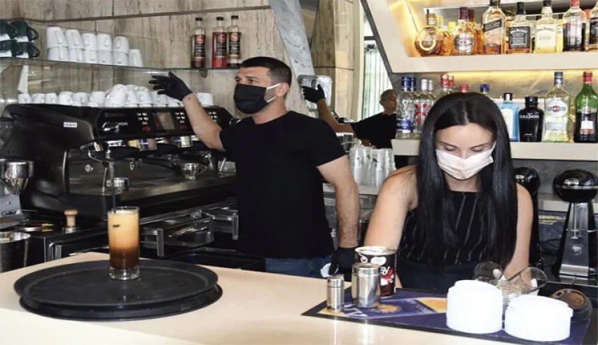 Mείωση ειδικών φόρων και χαμηλό ΦΠΑ ζητούν οι επιχειρήσεις καφέ