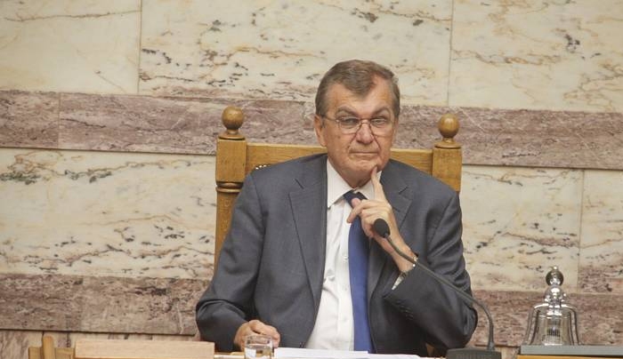 «Κανένα Υπουργείο δεν είναι αρμόδιο να απαντήσει για τη Fraport;» (βίντεο)