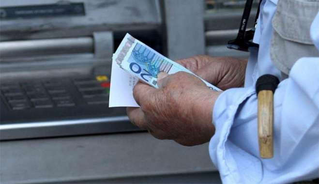 Συντάξεις Απριλίου: Εβδομάδα πληρωμών – Ποιοι θα δουν τα χρήματα τη Δευτέρα